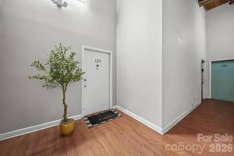 201 S Hoskins Road Charlotte NC 28208