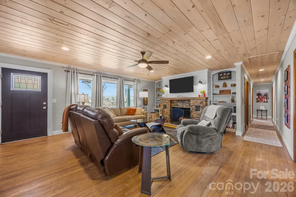 774 Belleview Road Franklin NC 28734