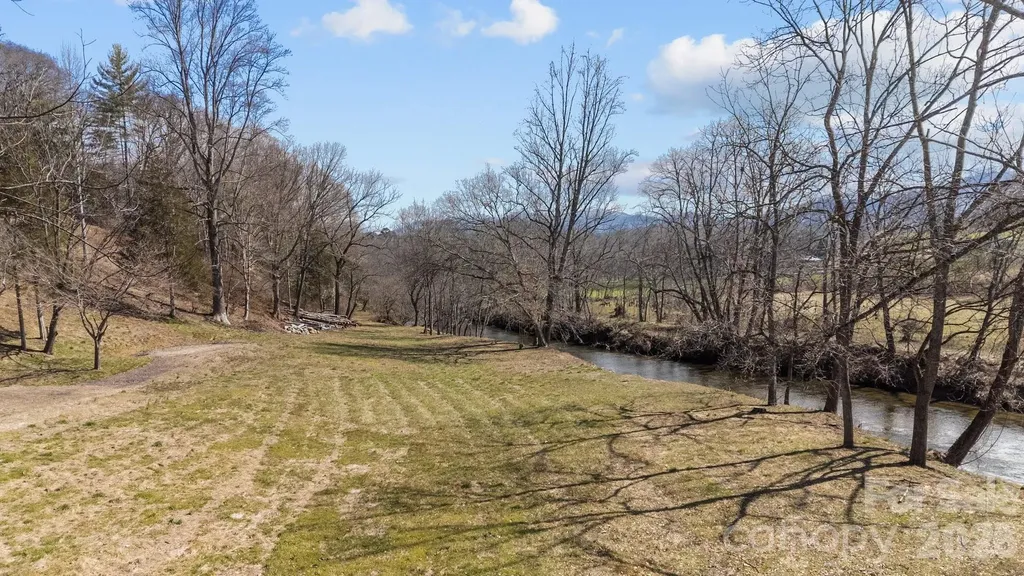 774 Belleview Road Franklin NC 28734