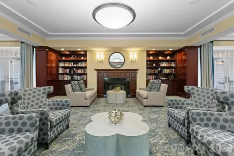 300 W 5th Street W Charlotte NC 28202