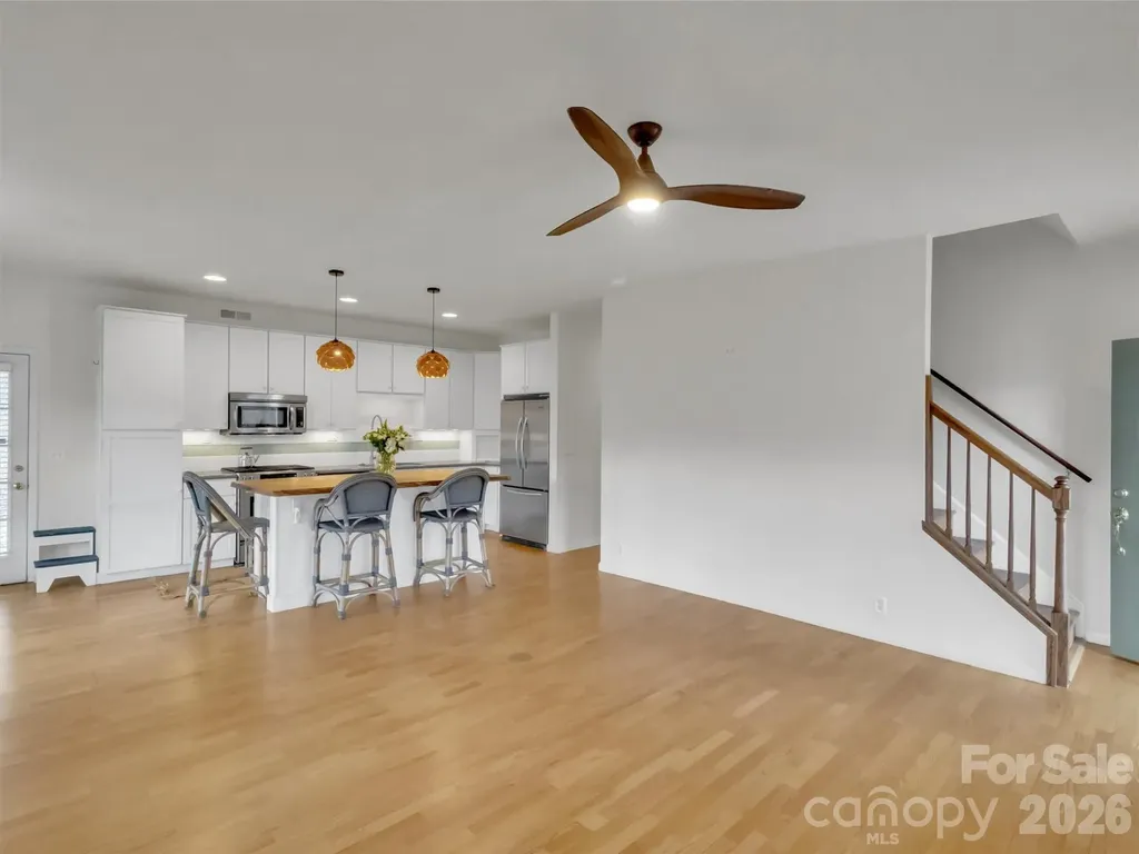 109 Paradise Circle Clyde NC 28721