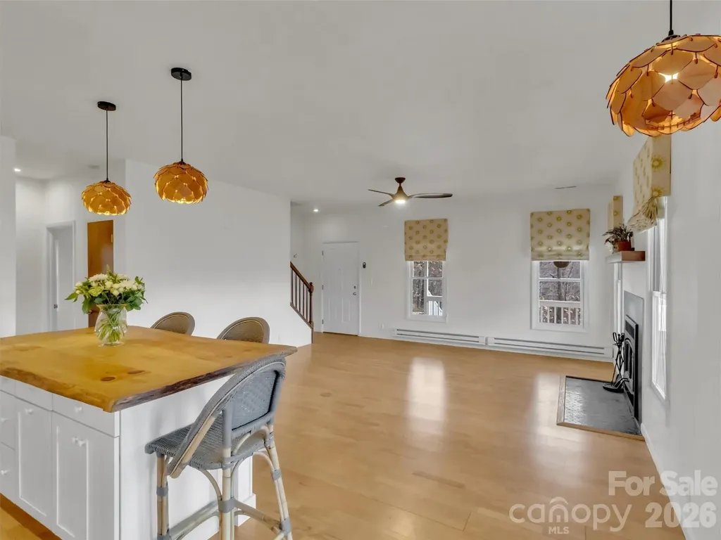 109 Paradise Circle Clyde NC 28721