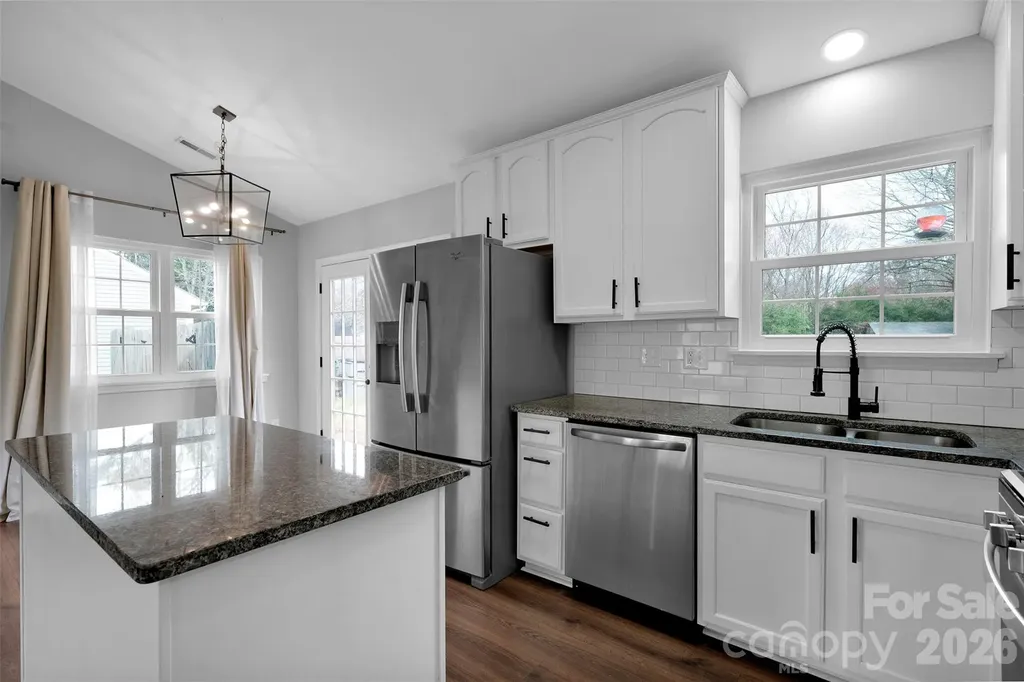 6724 Woodwedge Drive Charlotte NC 28227