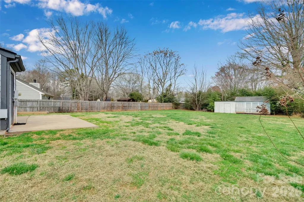 6724 Woodwedge Drive Charlotte NC 28227