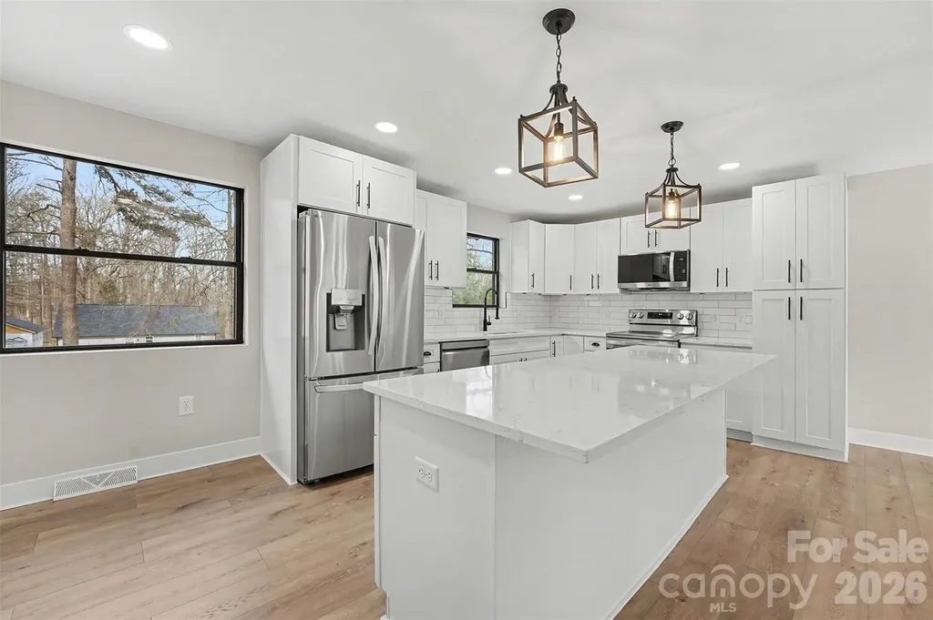 728 Pleasant Avenue Kannapolis NC 28081