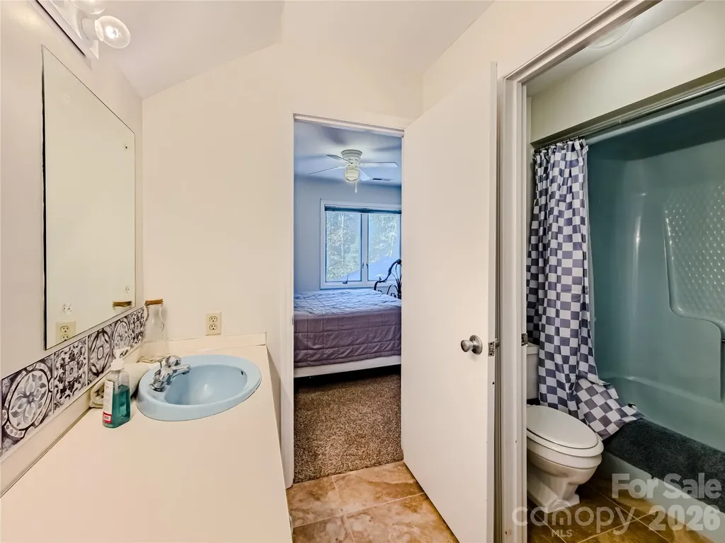 142 Padgett-burns Road Forest City NC 28043