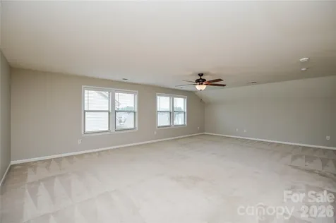 515 Cherry Blossom Avenue NW Concord NC 28027