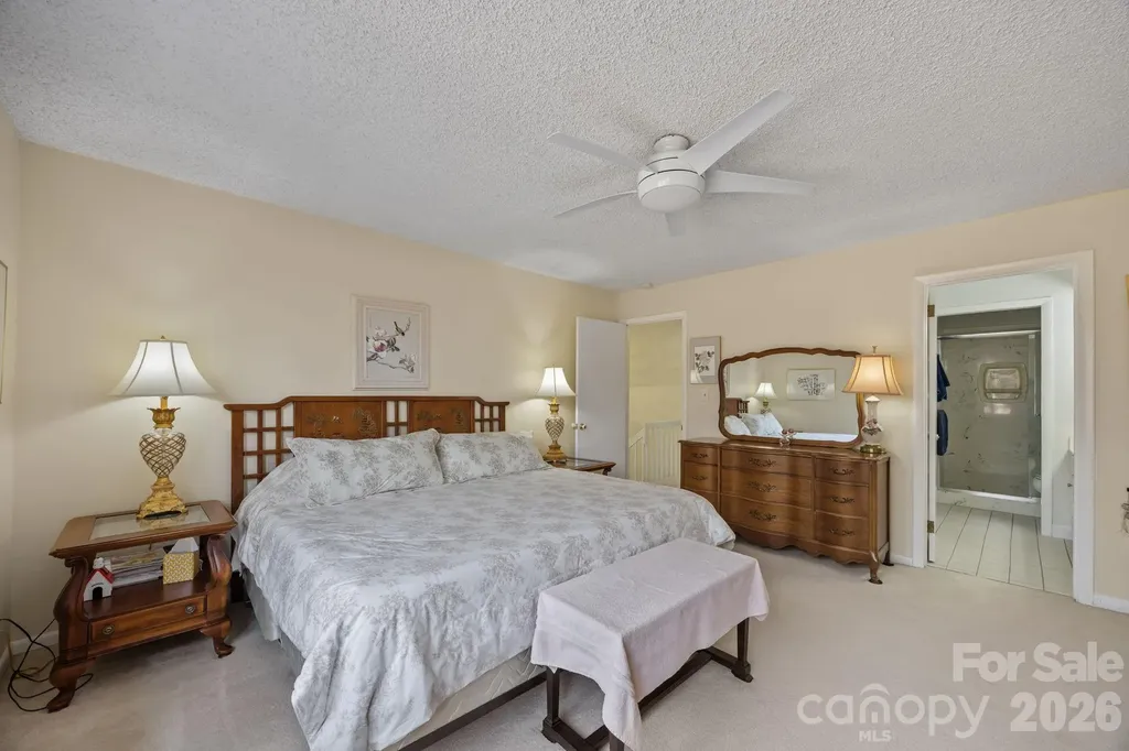 102 Crowfields Drive Asheville NC 28803