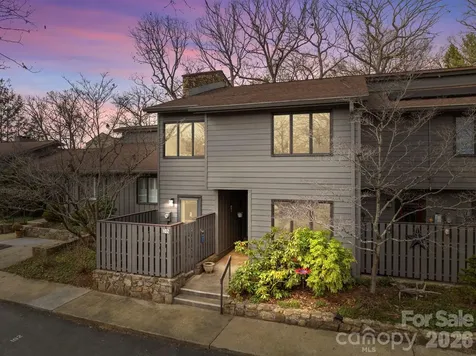 102 Crowfields Drive Asheville NC 28803