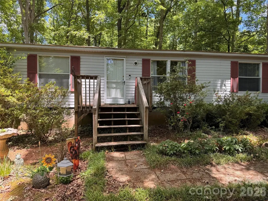 121 Shady Lane Troutman NC 28166