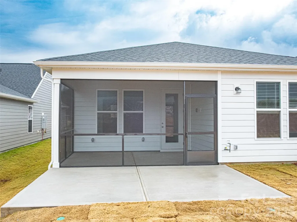 1535 Pebble Shore Lane Belmont NC 28012