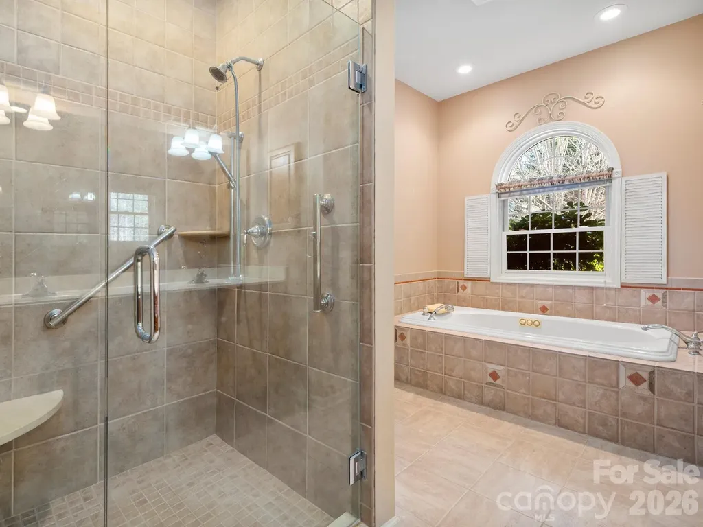 17 Ashton Forest Court Hendersonville NC 28739