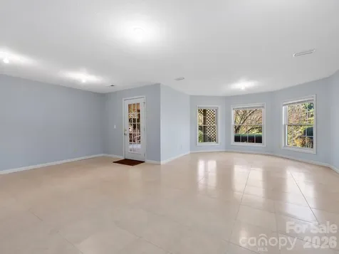 17 Ashton Forest Court Hendersonville NC 28739