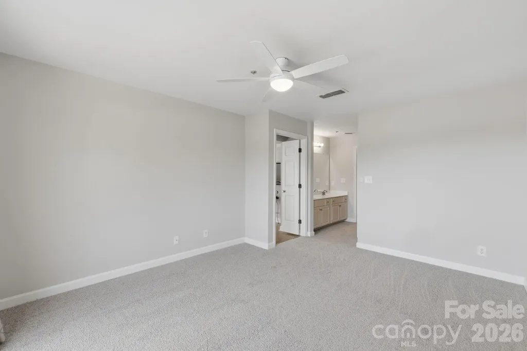 17925 Kings Point Drive Cornelius NC 28031