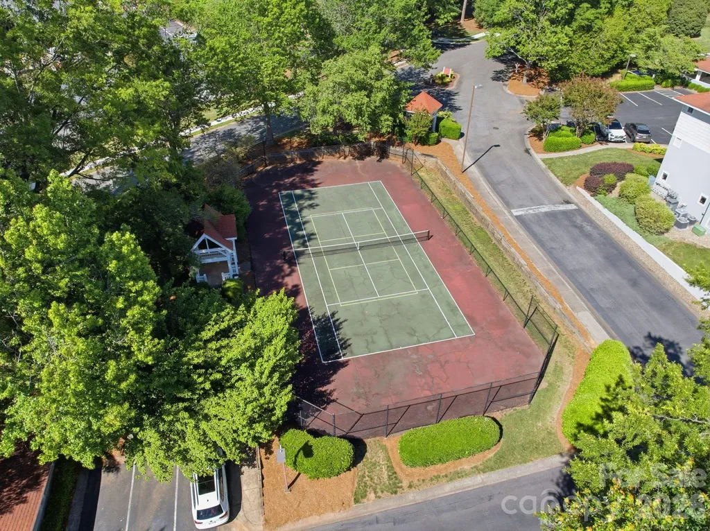 17925 Kings Point Drive Cornelius NC 28031