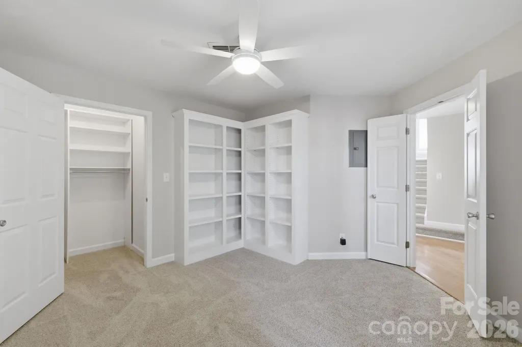 17925 Kings Point Drive Cornelius NC 28031
