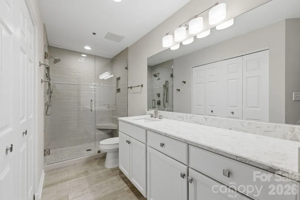 17925 Kings Point Drive Cornelius NC 28031