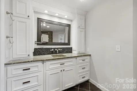17925 Kings Point Drive Cornelius NC 28031