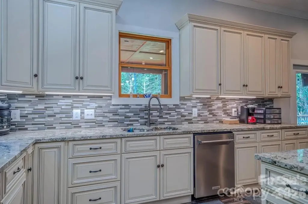 1416 Southpointe Drive Morganton NC 28655