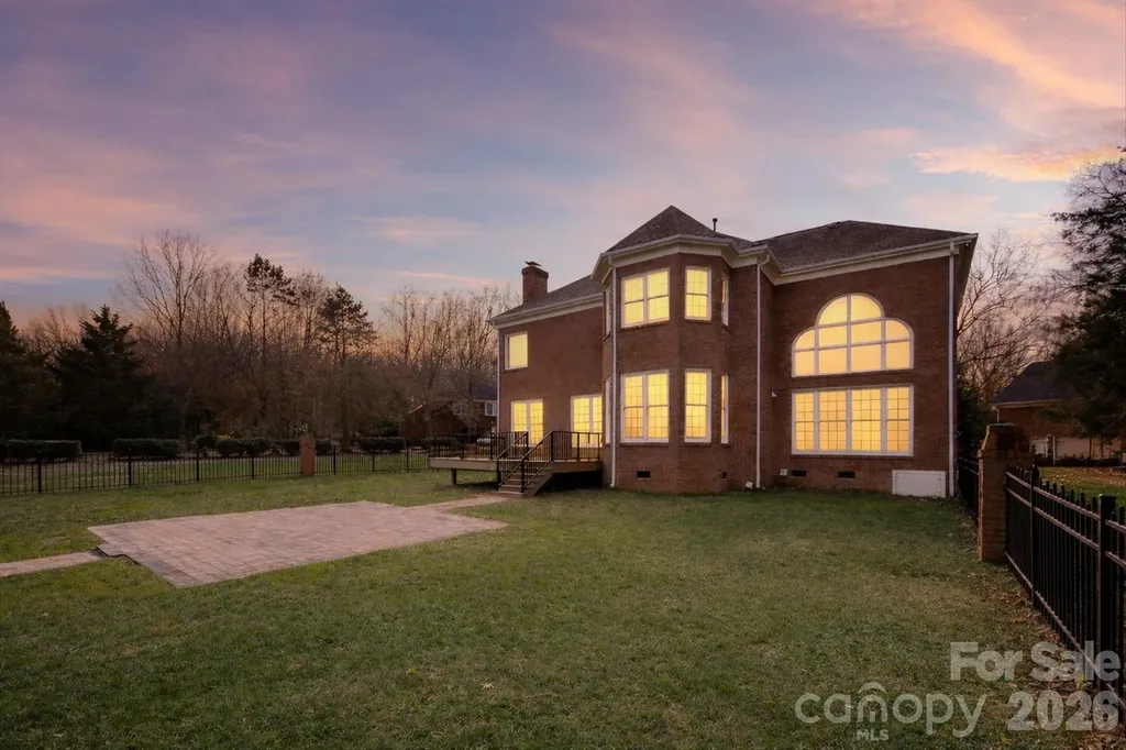 9200 Rock Water Court Waxhaw NC 28173