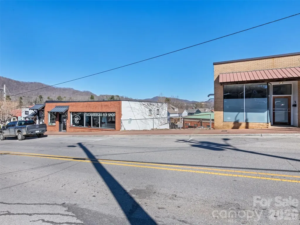 Lot 8 Depot Street Waynesville NC 28786