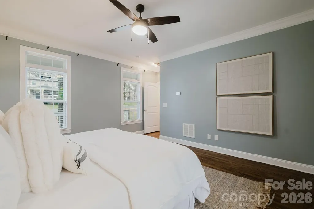 2711 Clemson Avenue Charlotte NC 28205