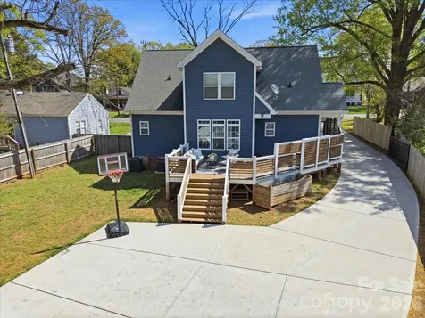 2711 Clemson Avenue Charlotte NC 28205