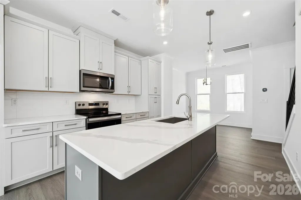 1107 Kokomo Lane Charlotte NC 28206