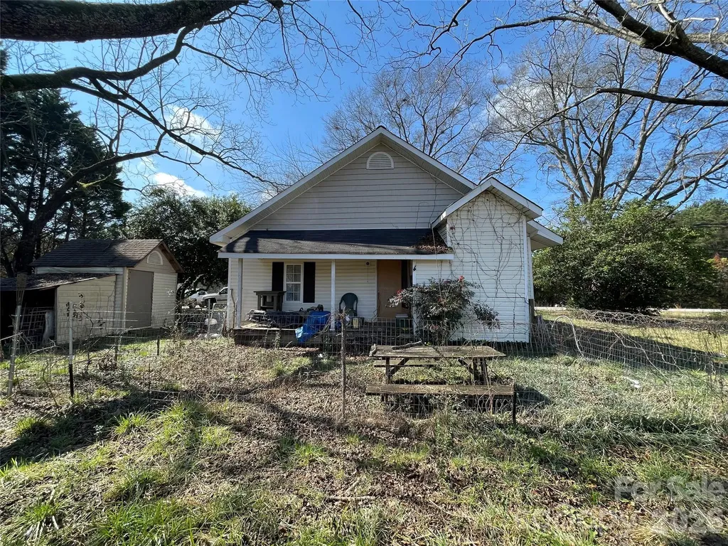 2831 Bettis Road Grover NC 28073