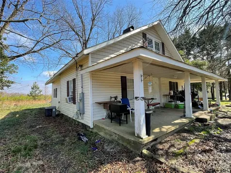 2831 Bettis Road Grover NC 28073
