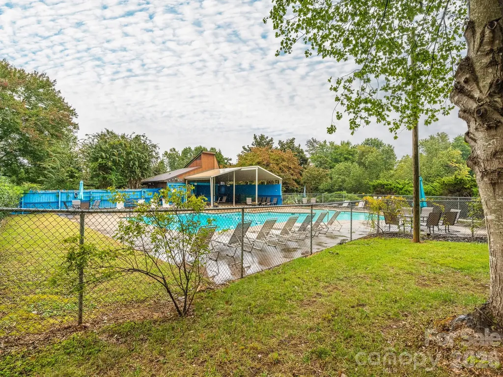 7200 Winery Lane Charlotte NC 28227