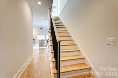 4325 Raney Way Charlotte NC 28205