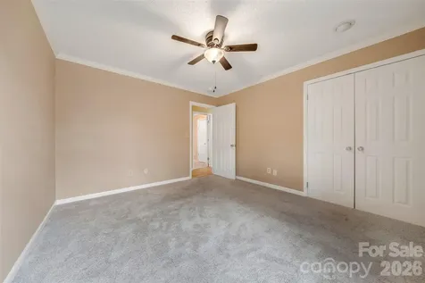 63 Pinecroft Road Asheville NC 28804