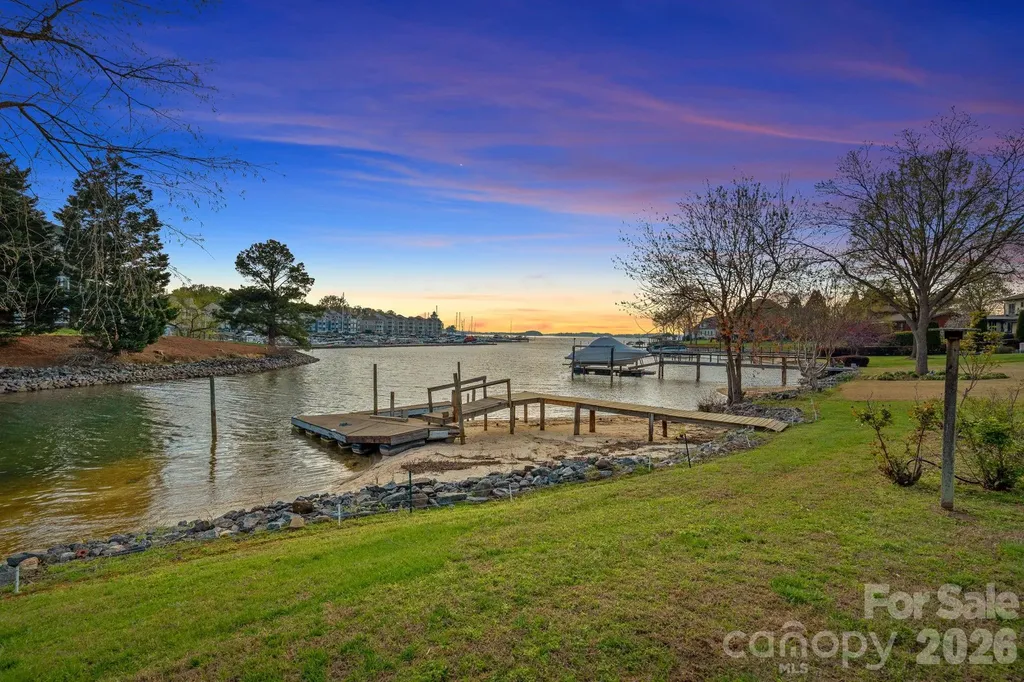 18726 Bluff Point Road Cornelius NC 28031