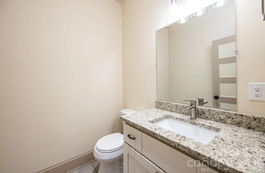 1610 Summerlin Place Newton NC 28658