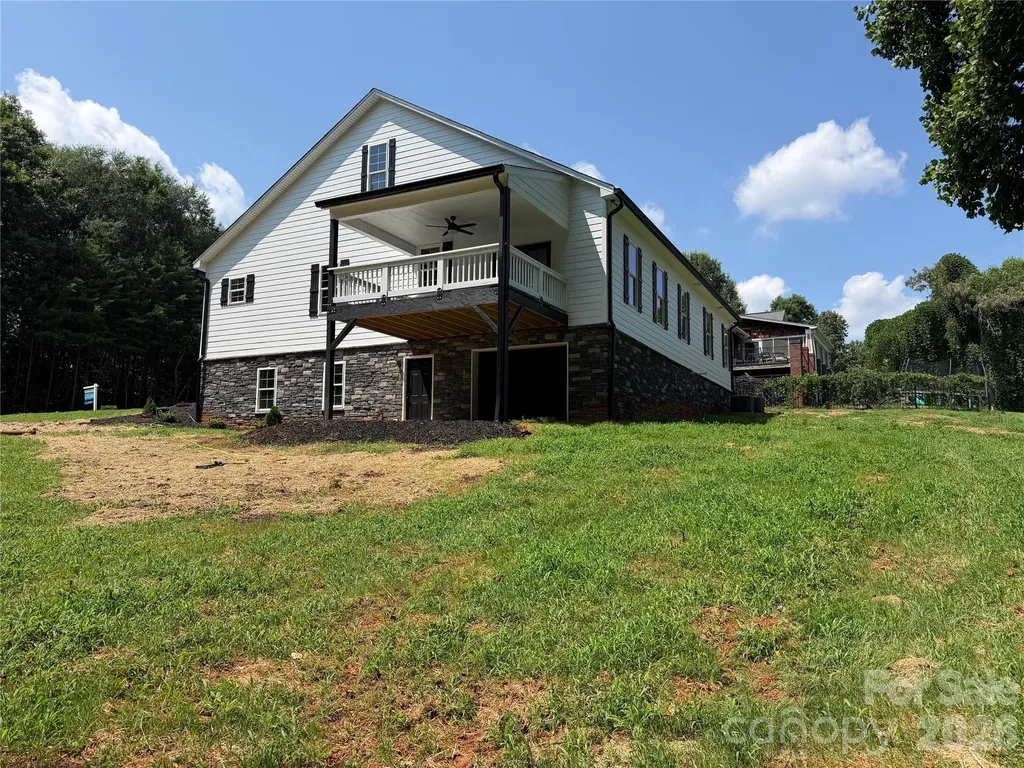 1610 Summerlin Place Newton NC 28658