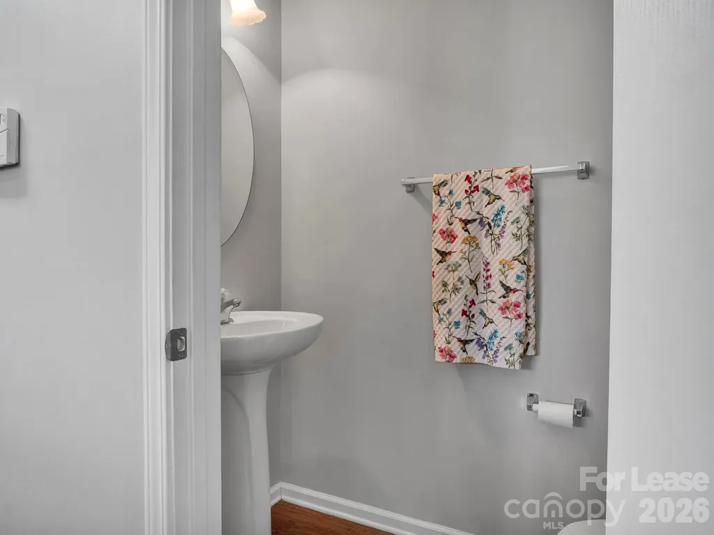1401 Hammond Drive Matthews NC 28104