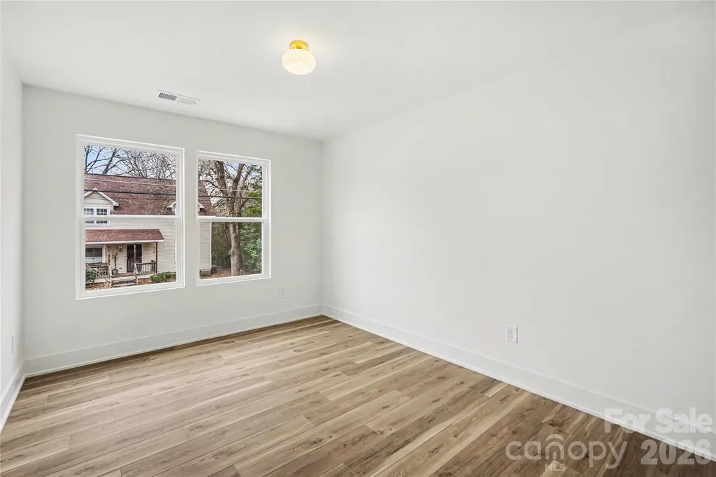 3209 Ross Avenue Charlotte NC 28208
