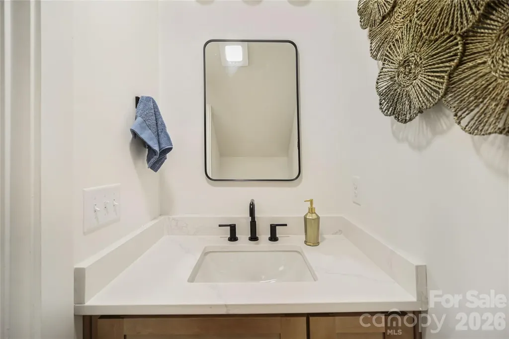 3209 Ross Avenue Charlotte NC 28208