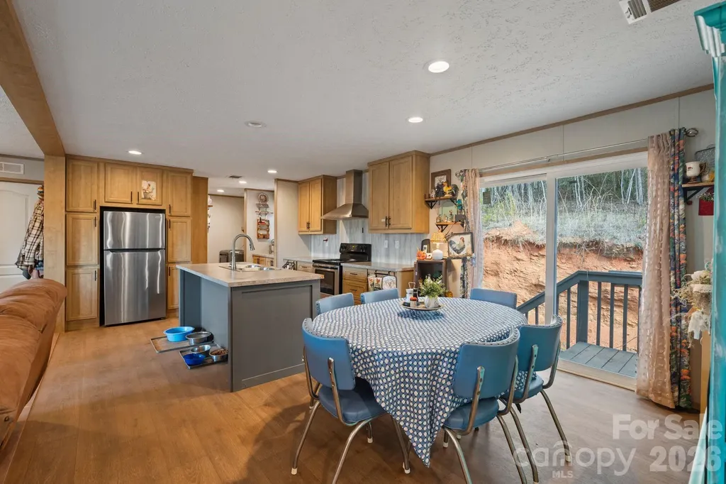 5005 Rocky Ridge Road Connelly Springs NC 28612