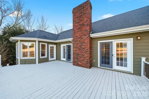 3718 Club House Drive NE Conover NC 28613