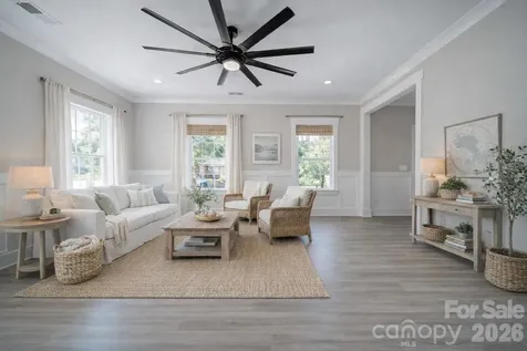 2128 Holly Street Charlotte NC 28216