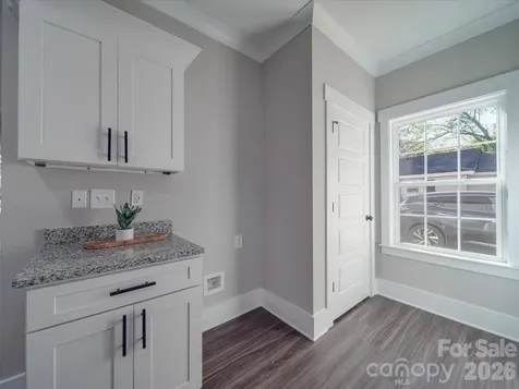 2128 Holly Street Charlotte NC 28216