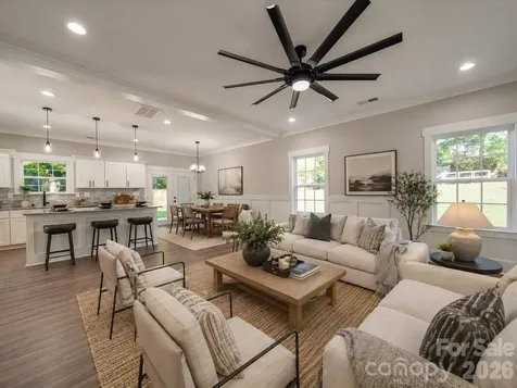 2128 Holly Street Charlotte NC 28216