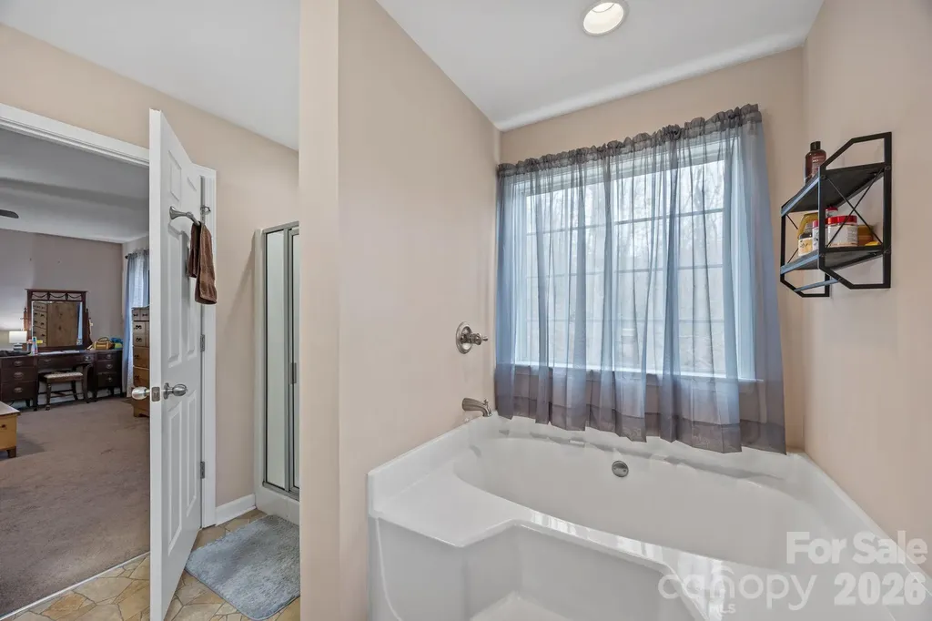 400 Honey Locust Trail Whittier NC 28789