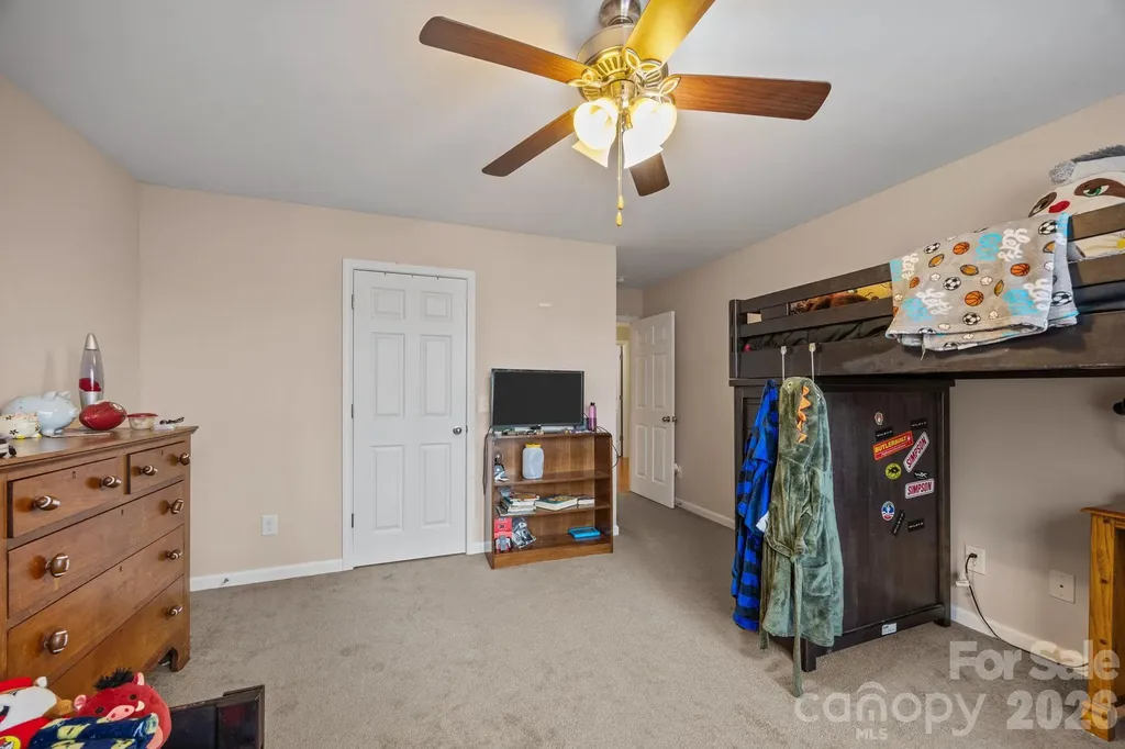 400 Honey Locust Trail Whittier NC 28789