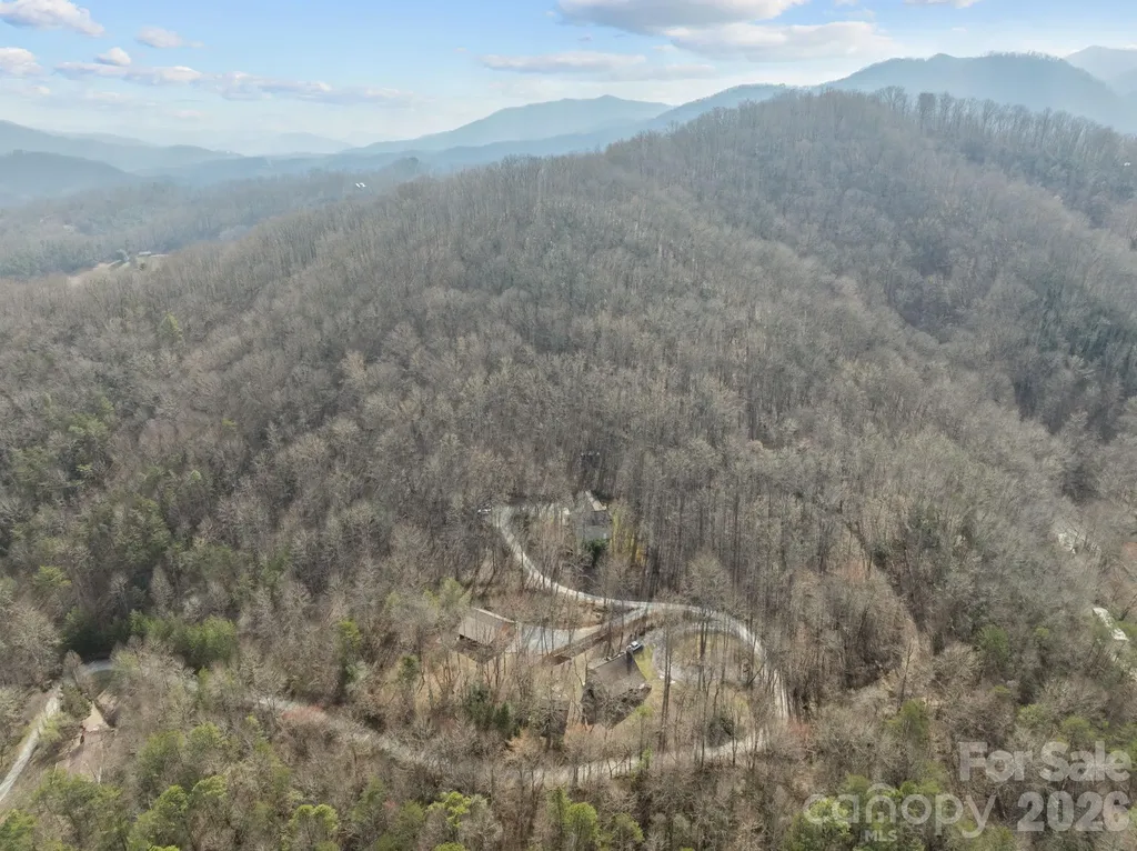 400 Honey Locust Trail Whittier NC 28789