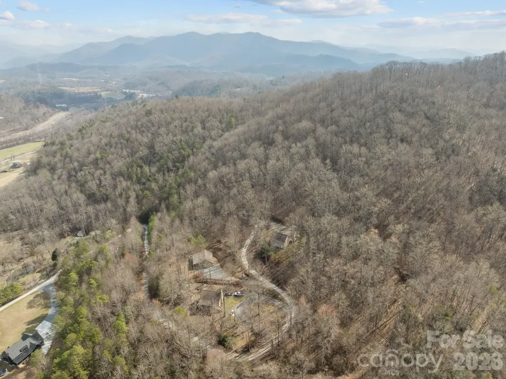 400 Honey Locust Trail Whittier NC 28789