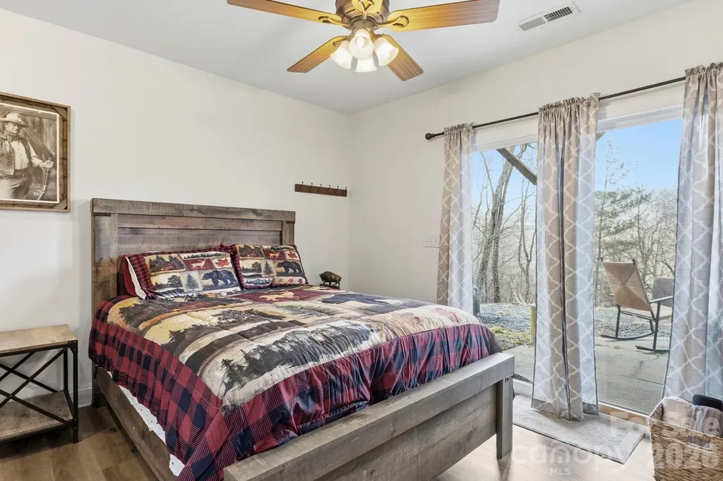 11 Roberts Drive Swannanoa NC 28778