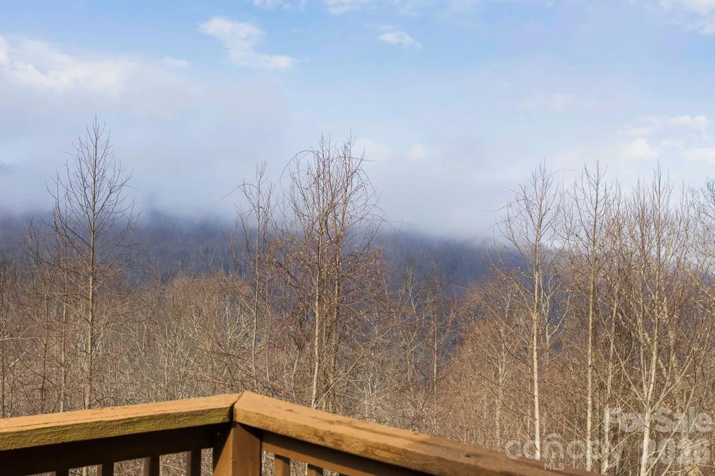 11 Roberts Drive Swannanoa NC 28778